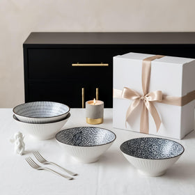 QINLANG oven-safe up to 350 degrees for versatile cooking and serving