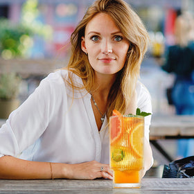 Qipecedm bar cafe glassware is durable and stylish for service.