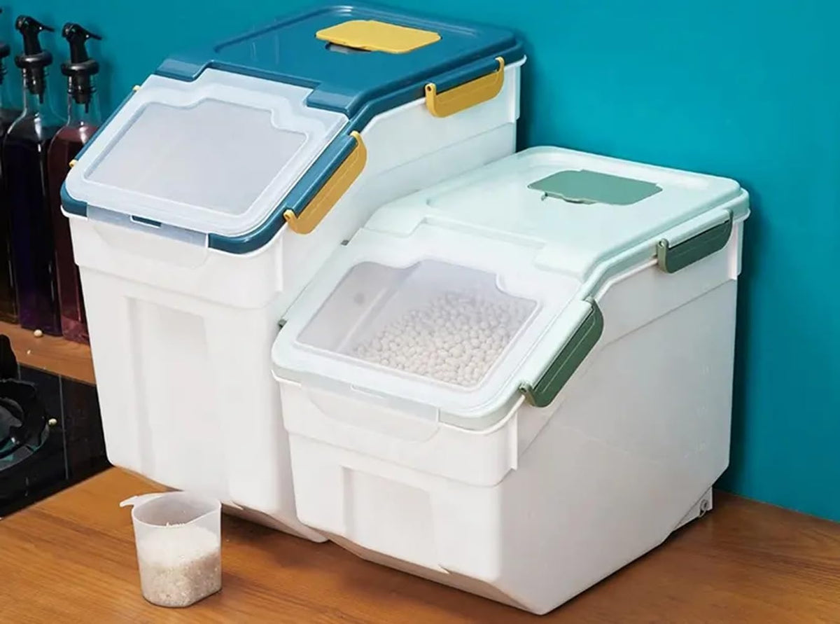 Qiveno BPA-free storage bin in blue suitable for pantry dry goods