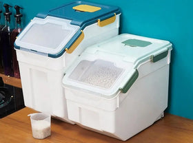 Qiveno BPA-free storage bin in blue suitable for pantry dry goods