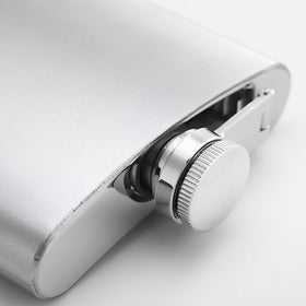 QLL flask set packaging displays complete gift ready presentation