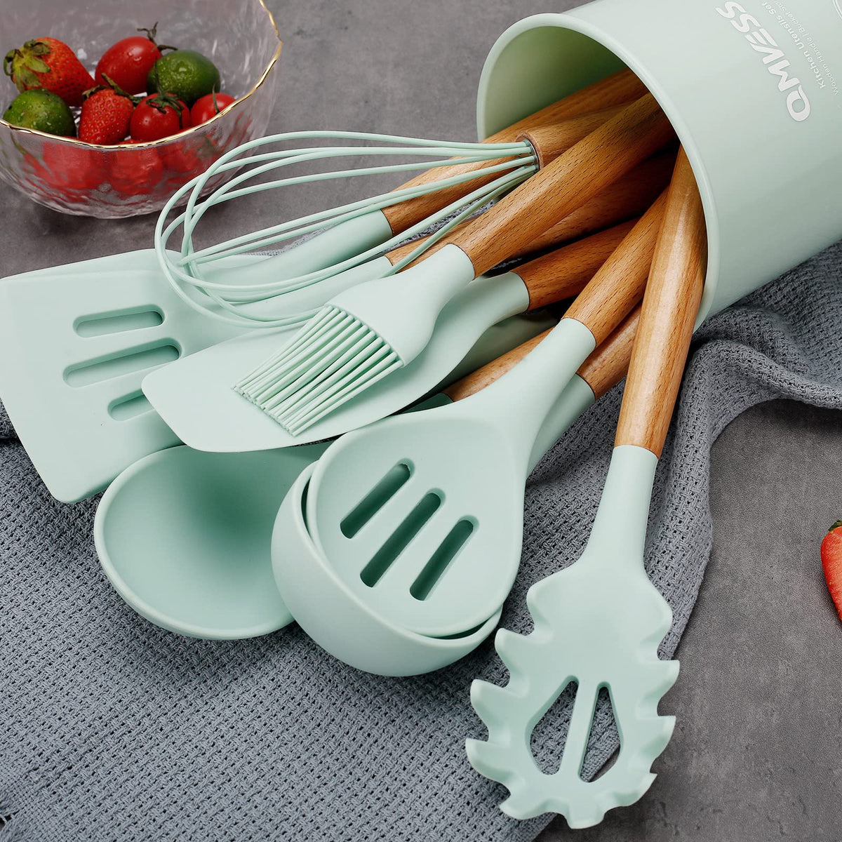 QMVESS gift-ready set in light green adds color to any kitchen