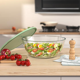 Quald extra-large capacity keeps ingredients organized during meal prep.
