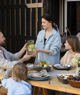 Quatish lightweight dinnerware travel-ready and easy to carry.