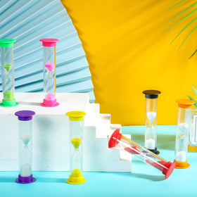 Queekay kitchen timer helps track cooking steps without clutter.