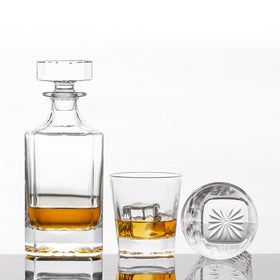 Queenstone two 10oz glasses pair with the decanter for shared drinks.