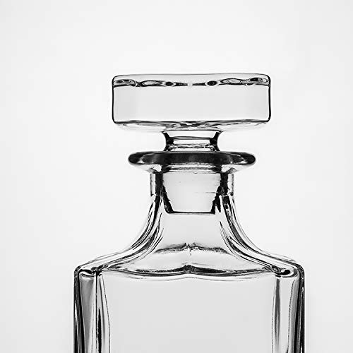 QUEEN&STONE decanter dimensions 8.78 inches tall and 3.58 inches wide.