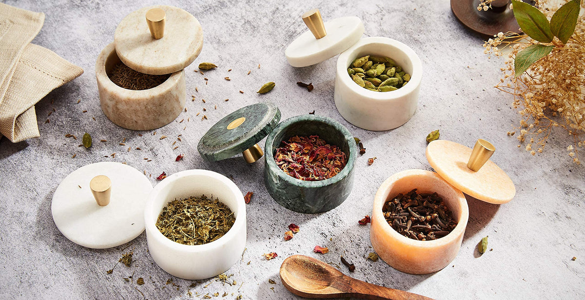 Queenza marble salt cellar storage solution keeps salt tidy and accessible.