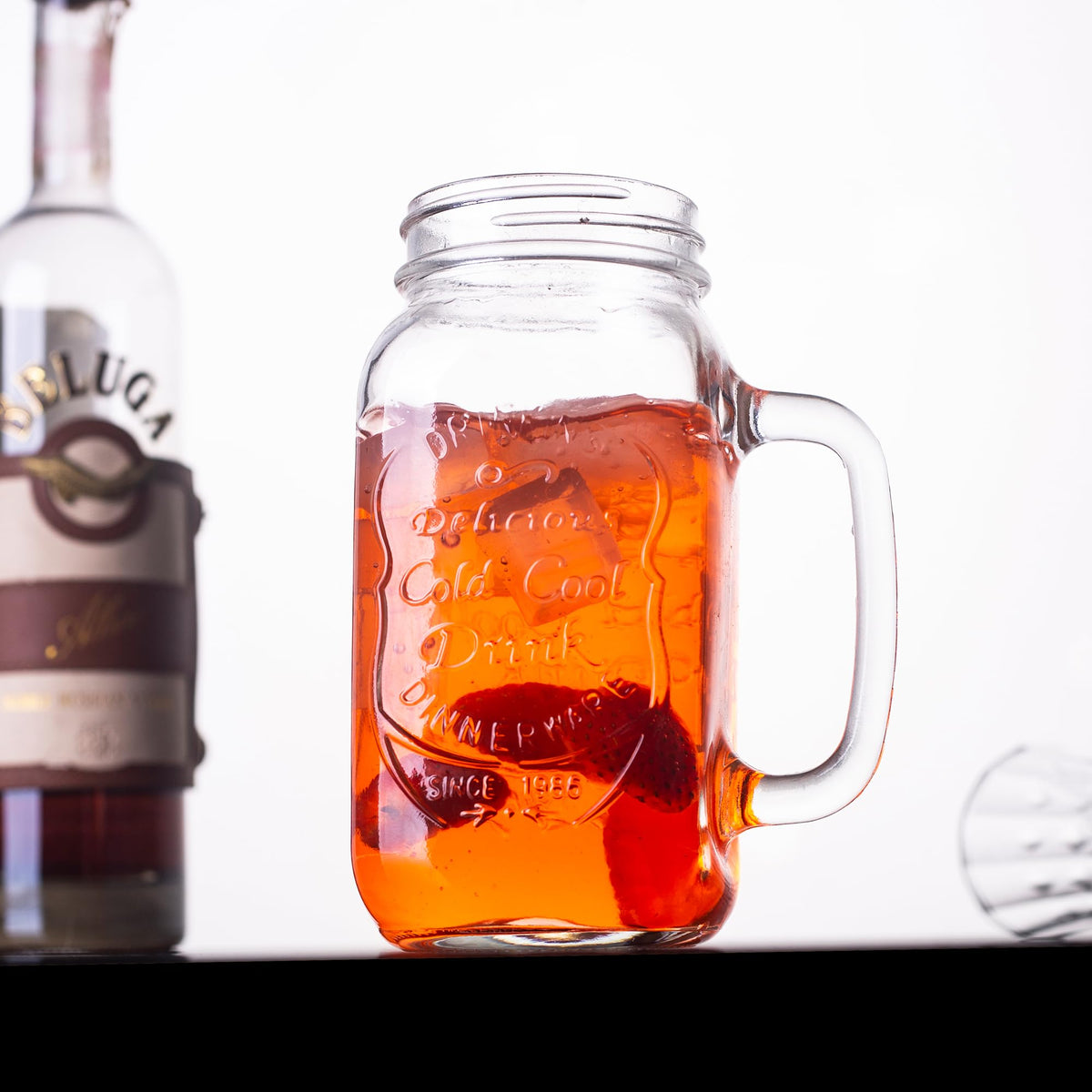 QWEZXO large-capacity 24oz glasses ready for refills and serve many guests.
