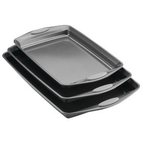 Rachael Ray bakeware 9x13 cookie pan with nonstick coating for effortless food release.