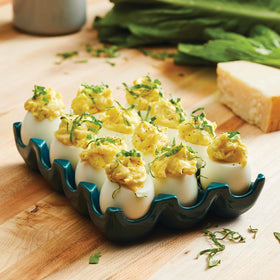Rachael Ray dishwasher-safe tray cleans easily after gatherings.