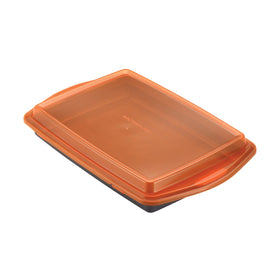Rachael Ray heavy-gauge steel bakeware resists warping for even results.