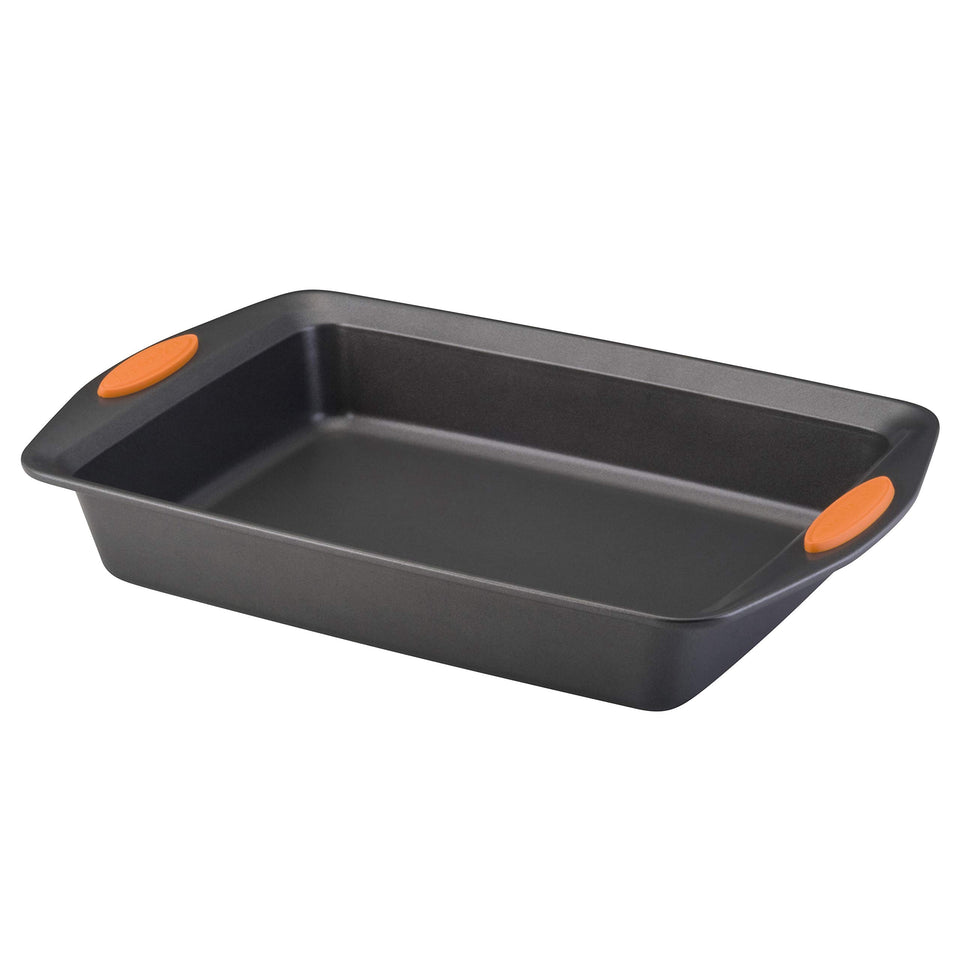 Rachael Ray Yum-O nonstick bakeware cake pan 9x13 for easy release and even baking