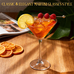 RACOBOT Lead-Free Crystal Glass resists cloudiness for long-lasting shine.