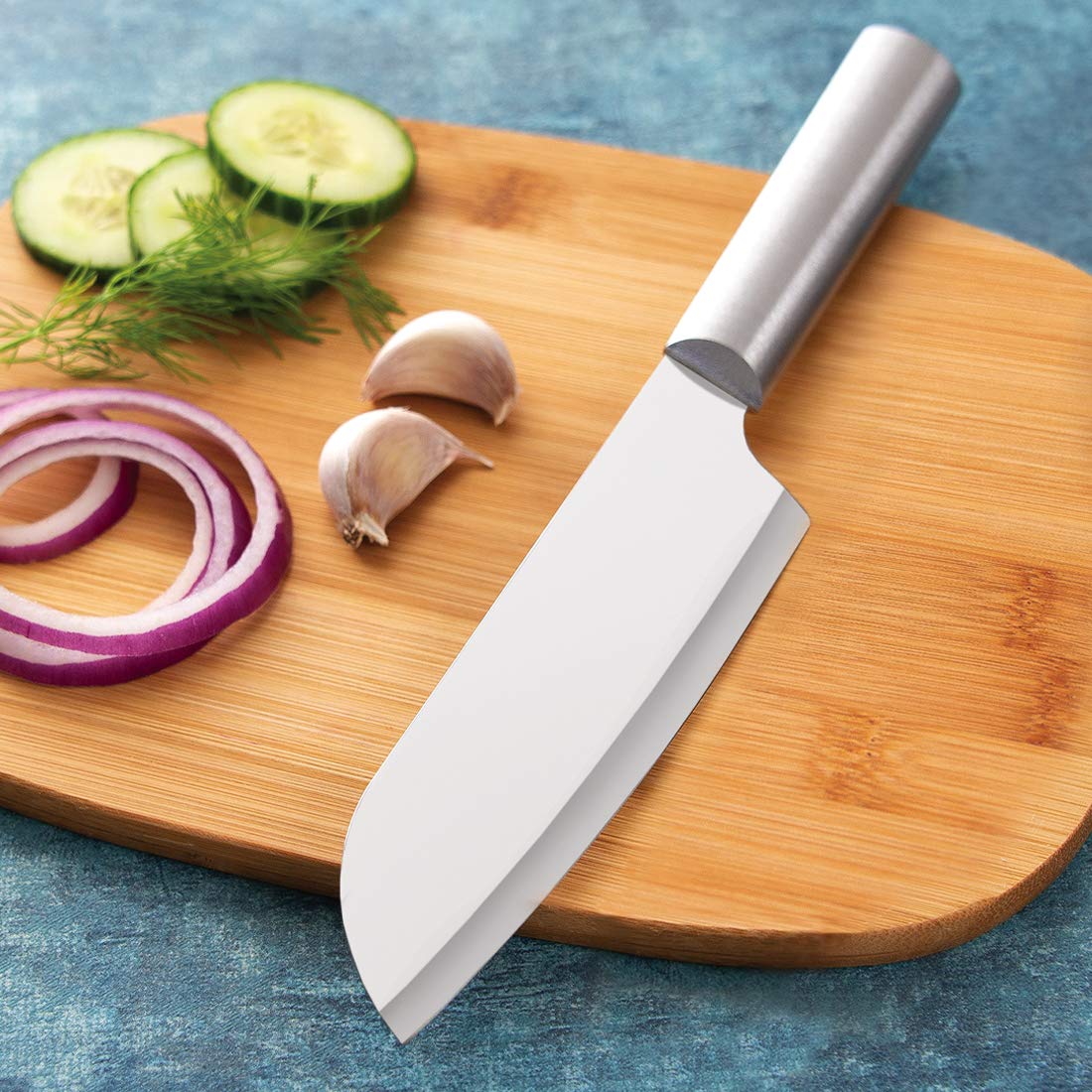 RADA Starter Set S38 used to peel and slice fruit and vegetables.