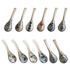 Raelitego Asian soup spoon with blue porcelain pattern, ideal for ramen and miso.