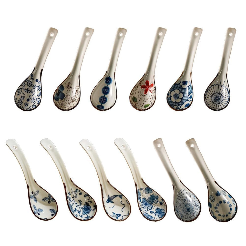 Raelitego Asian soup spoon with blue porcelain pattern, ideal for ramen and miso.