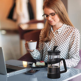 RAINBEAN stainless filter preserves essential oils for a smooth cup.