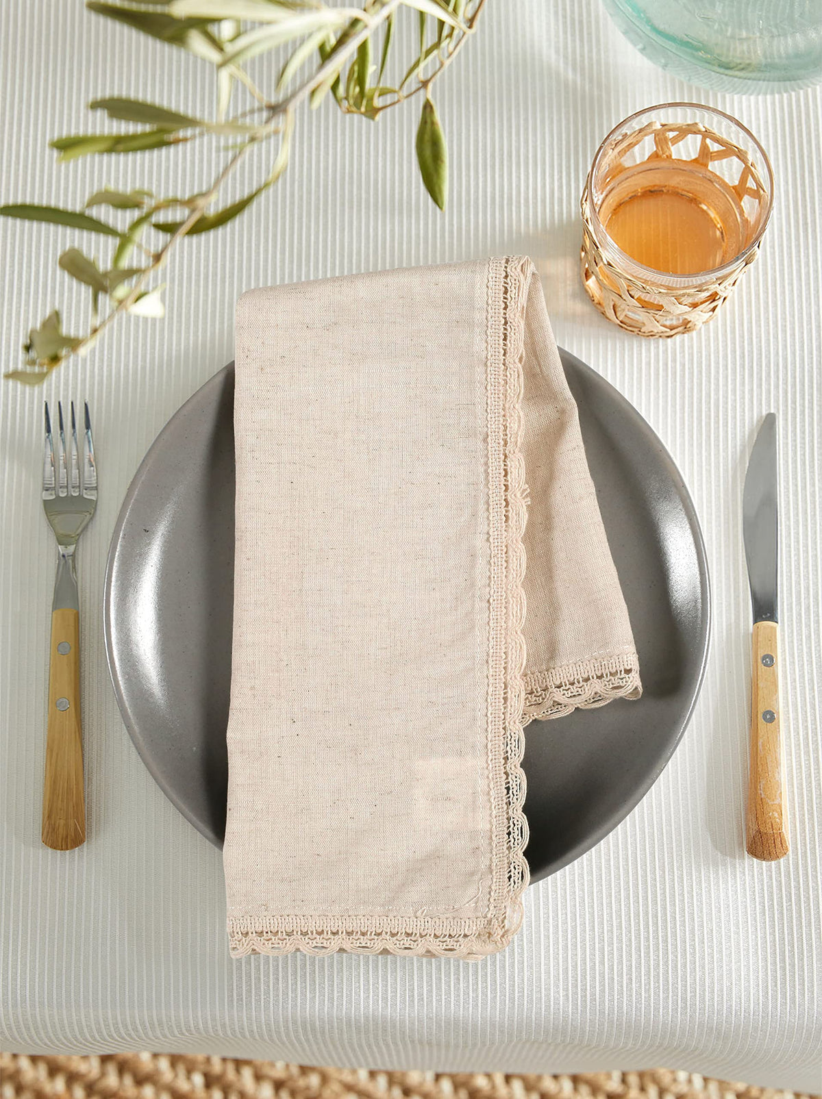 Ramanta Home napkins suitable for formal dinners and parties.