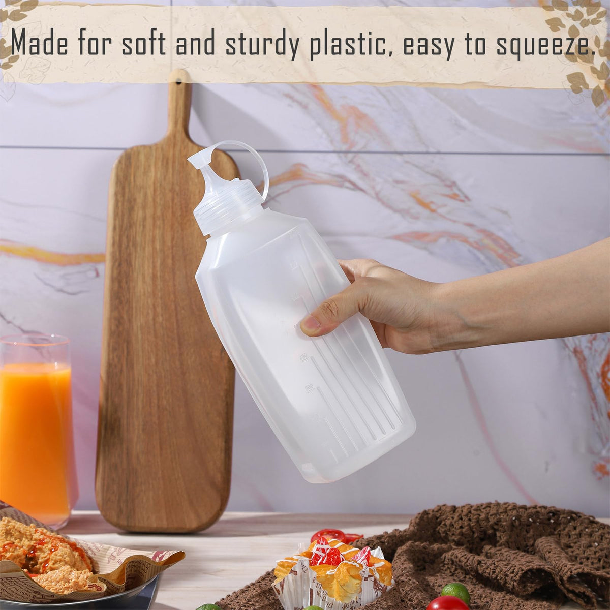 RAMFIYN 2 Pack large-capacity squeeze bottles ideal for family dinners and parties.