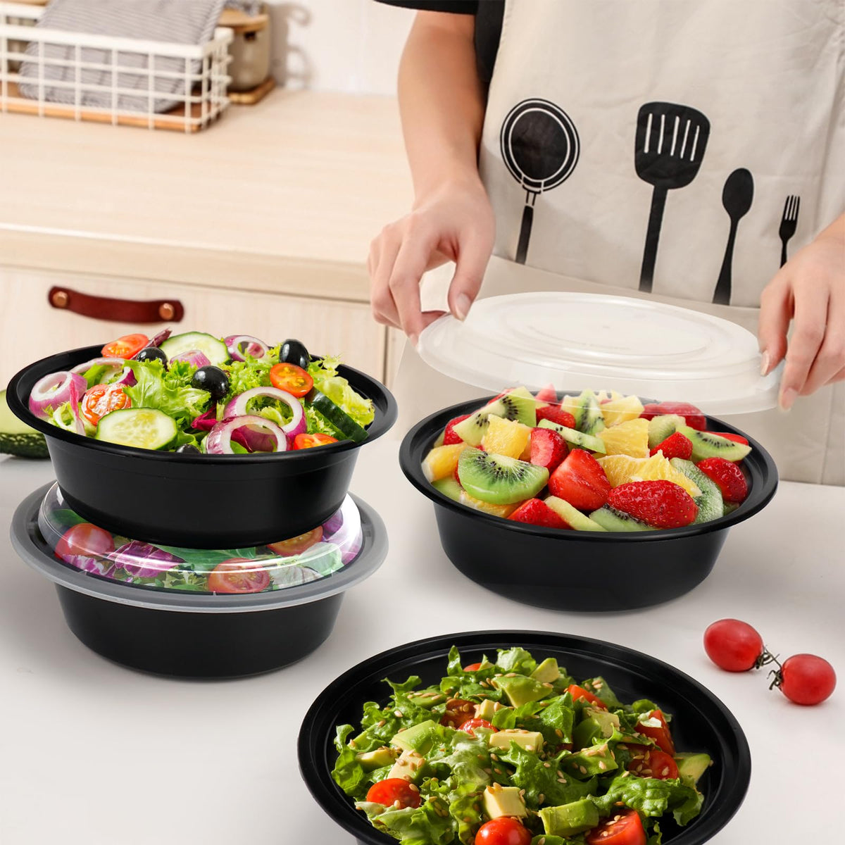 RANLITTLE leakproof lid keeping sauces sealed during takeout and transport.