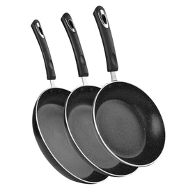 RATWIA 9.5-inch ceramic frying pan—large skillet for family meals.