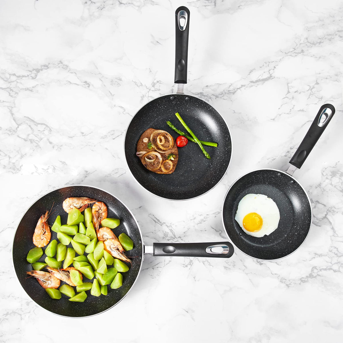 RATWIA multi-piece set—three sizes for versatile cooking.
