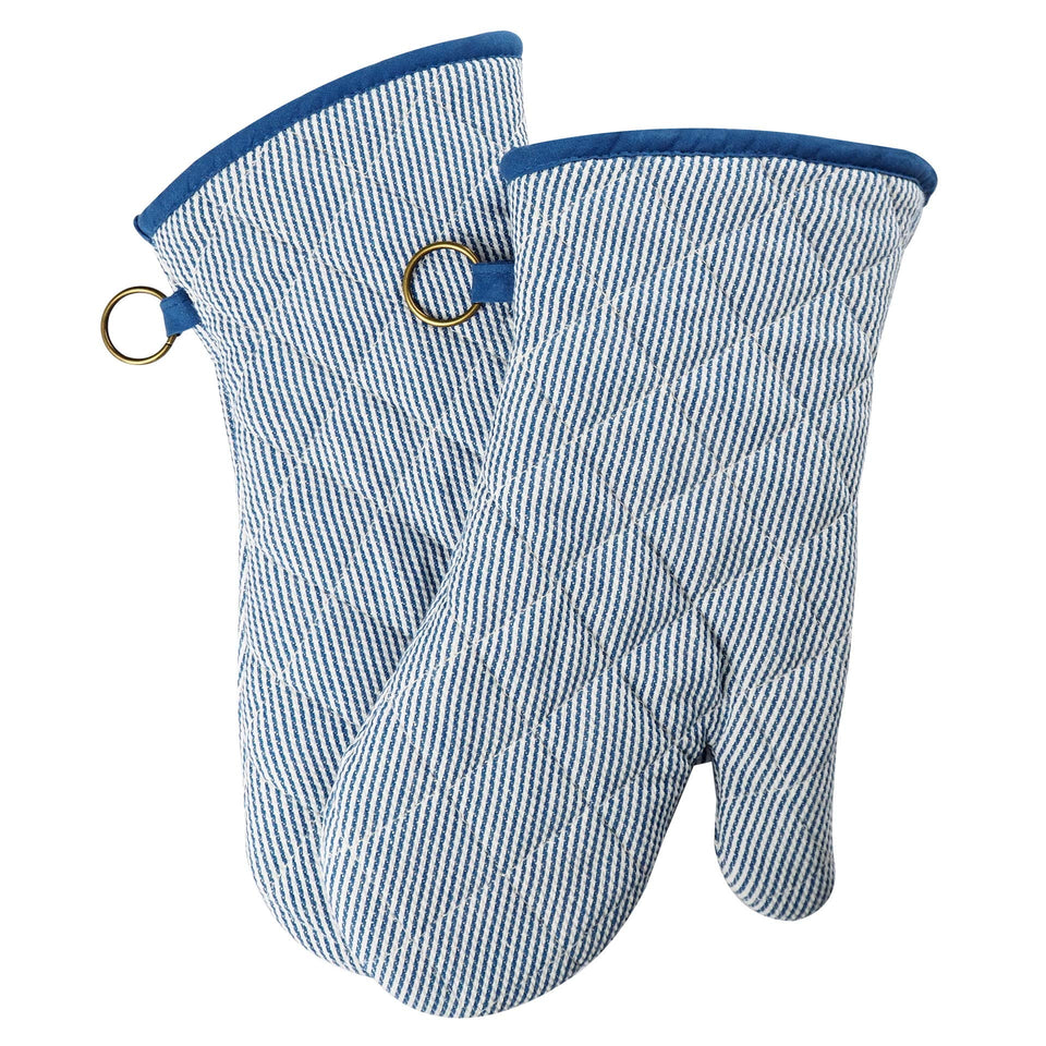 Red LMLDETA oven mitt blue with extra-long heat protection for cooking.