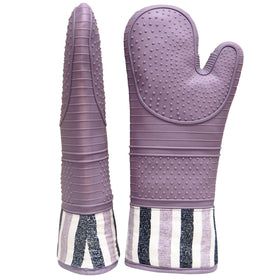 RED LMLDETA silicone oven glove showcases textured grip for secure handling during grilling