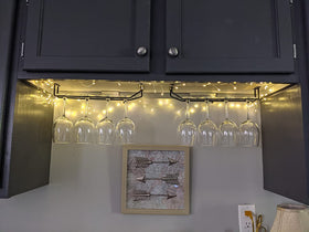 RedDreamer four-piece pack keeps glassware organized for entertaining.