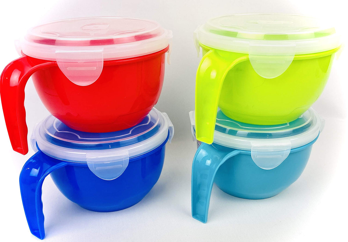 Regent Soup Bowl Set with Snap Lock Vented Cover keeps food fresh during storage.