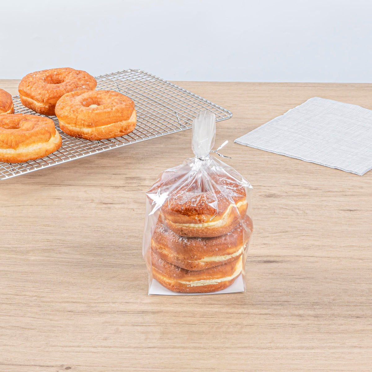 Restaurantware heat-sealable bag preserves freshness during transport