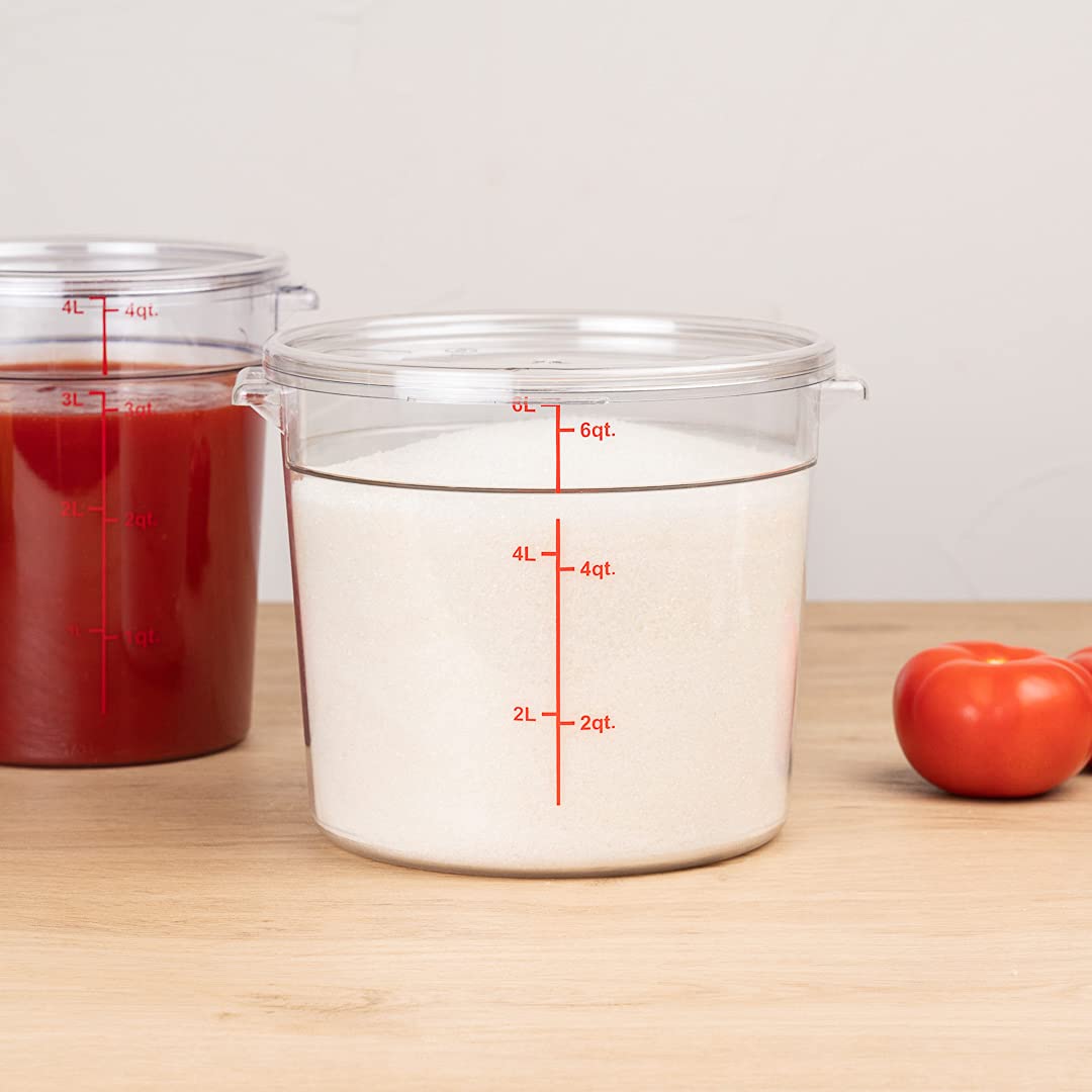 Restaurantware polycarbonate dishwasher-safe storage container for busy kitchens.