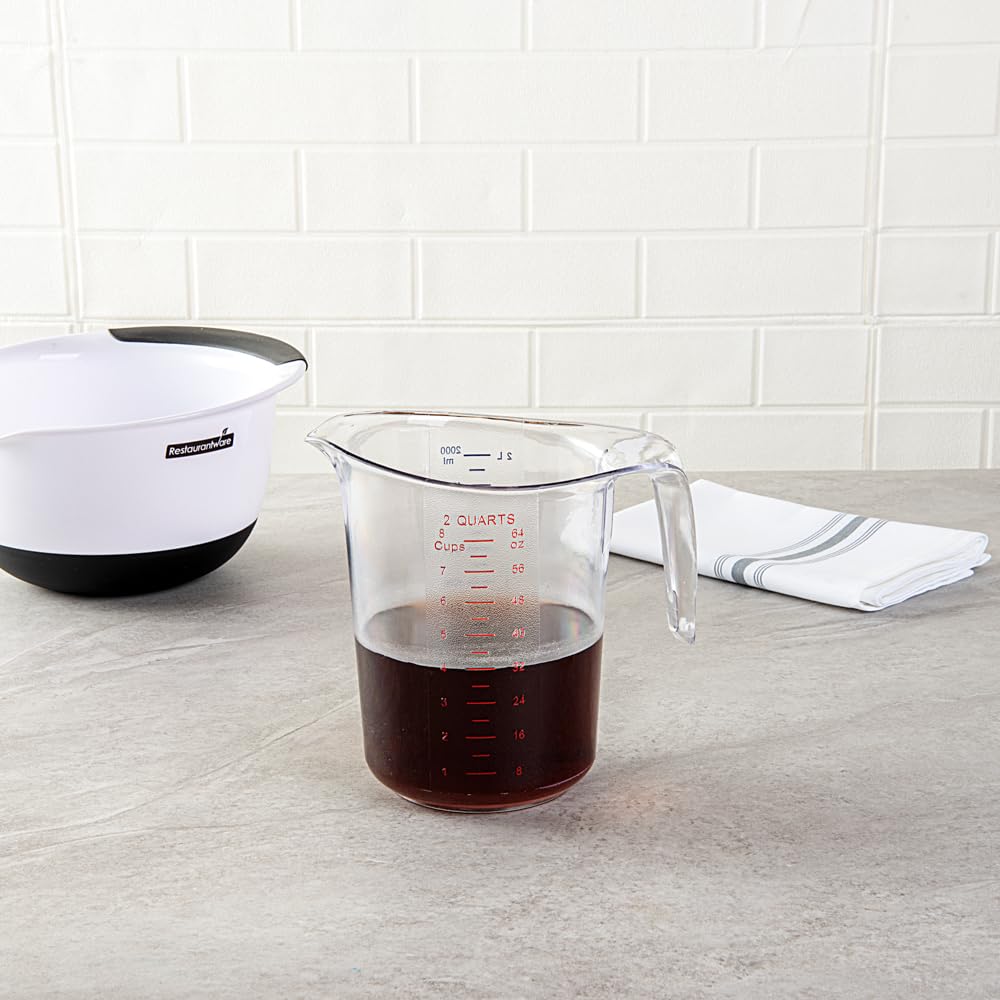 Restaurantware RW Base embossed graduations enable accurate measurements