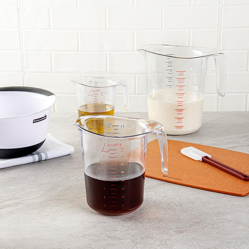 Restaurantware RW Base withstands up to 248°F for hot ingredients