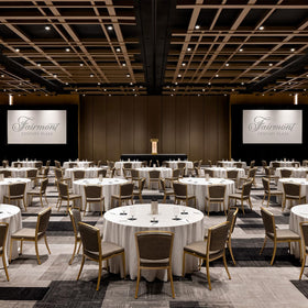 RestfulGlow round tablecloth suitable for indoor and outdoor banquets