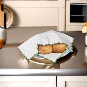 Ridhi gift packaging presents a refined, reusable upgrade as a thoughtful gift.