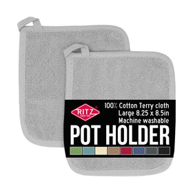 RITZ Royale pot holder demonstrating heat protection and soft terry cotton texture