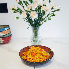 Rockgoldbug 30oz bowls on display emphasizing dishwasher-safe convenience.
