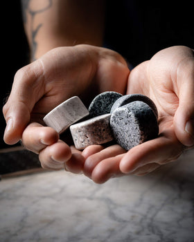 ROCKS WHISKEY CHILLING STONES gift-ready packaging enhances presentation.