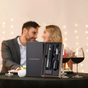 Rocyis foil cutter enables easy cork removal