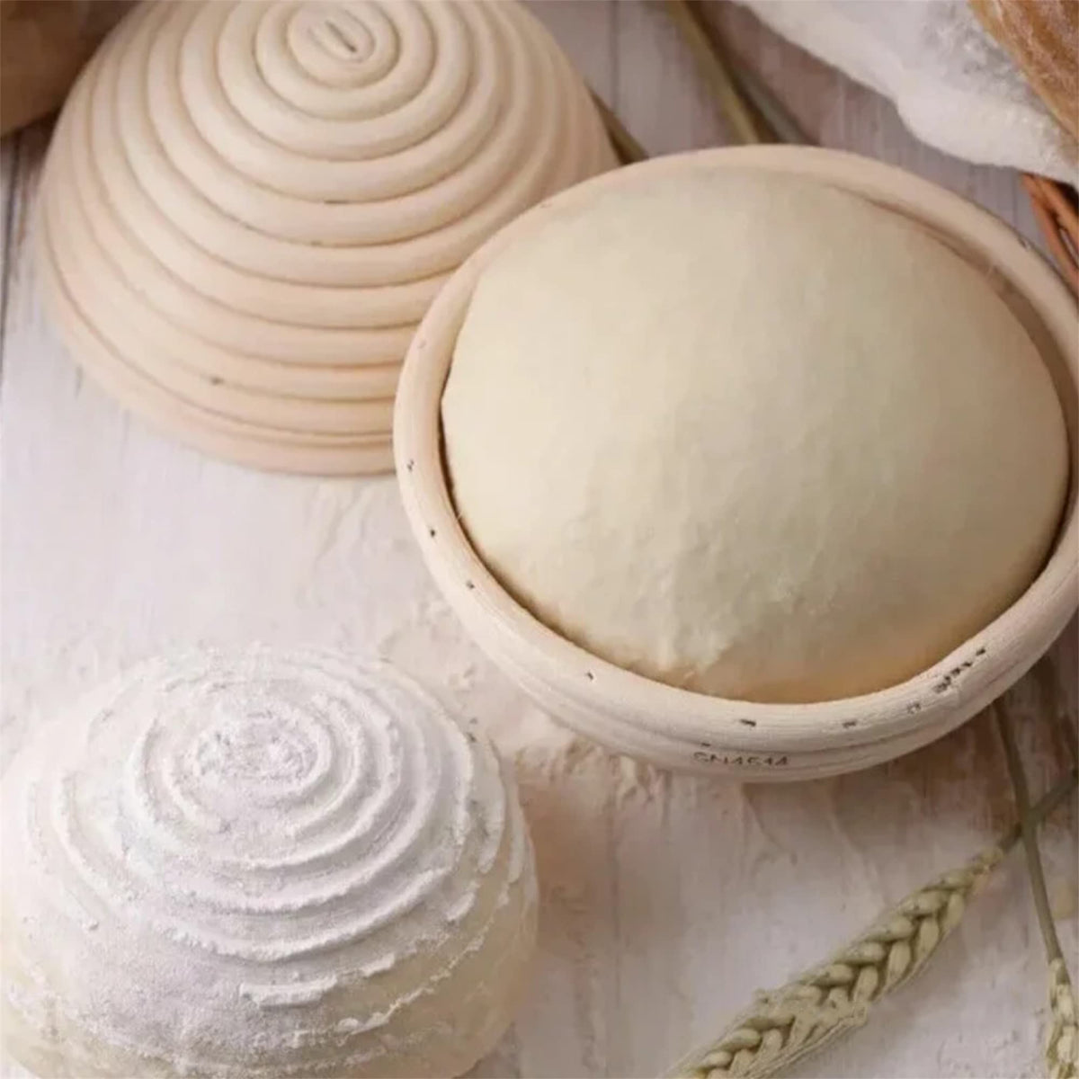 RoEsha bread proofing cloth 2-pack for easy loaf release and dusting.