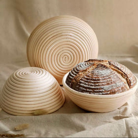 RoEsha gift set for bakers celebrating with delicious homemade loaves.