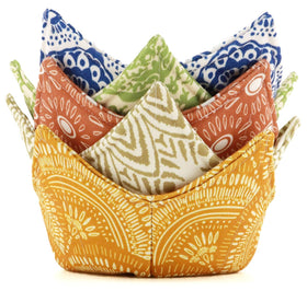 ROGITU Pattern A cotton bowl cozy keeps hands safe when removing hot bowls.