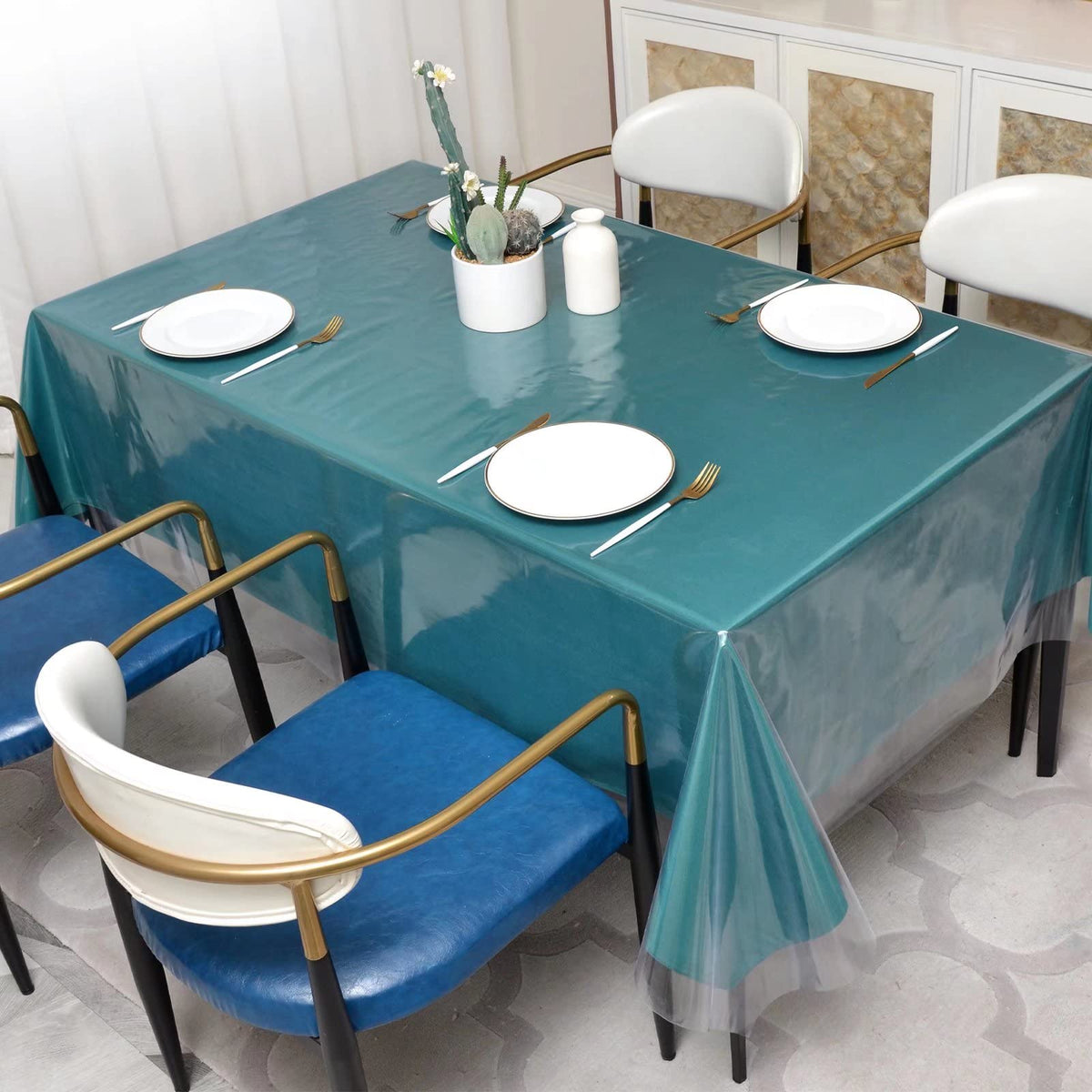 Romanstile surface protector keeps desks clean from dust and scratches