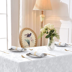 Romanstile wedding and gatherings ready tablecloth with jacquard texture