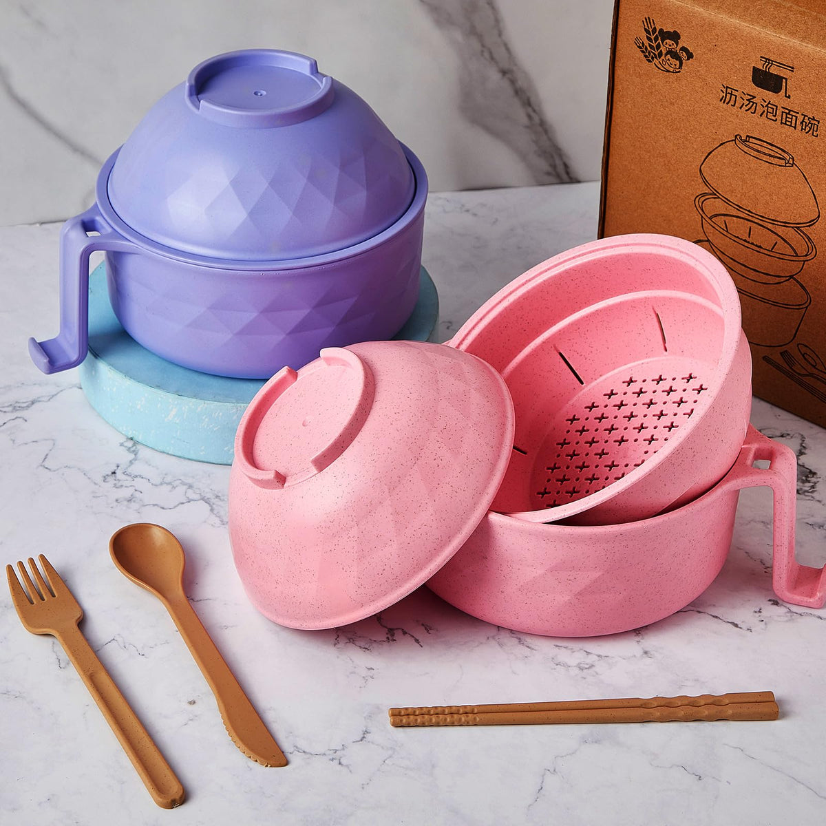 Romooa ergonomic side-handles reduce risk of burns.