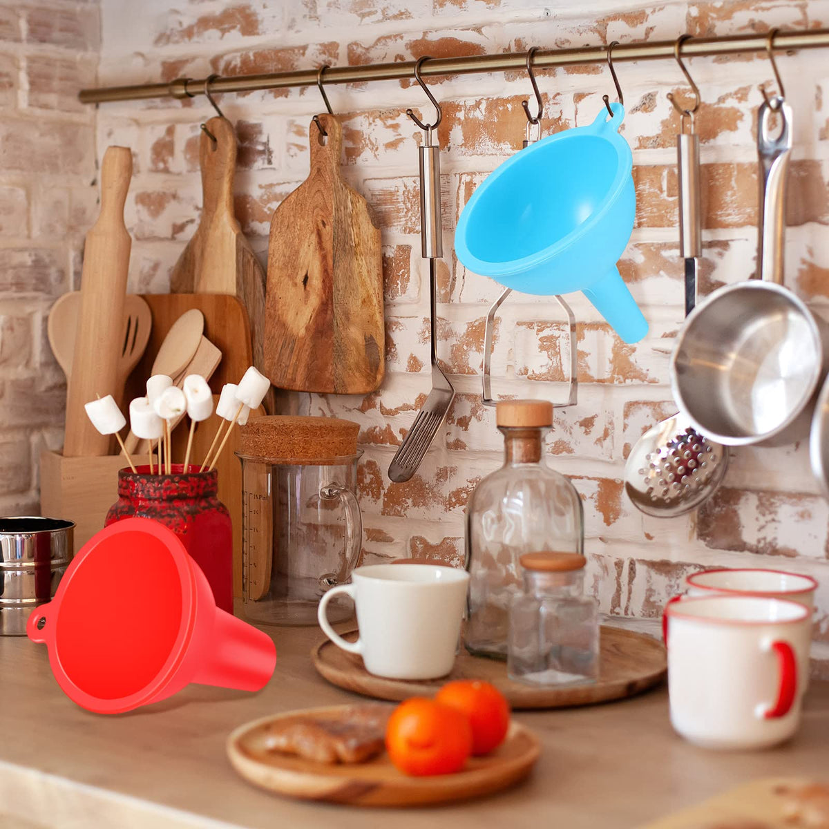 Romooa silicone funnels with hanging design to save kitchen space