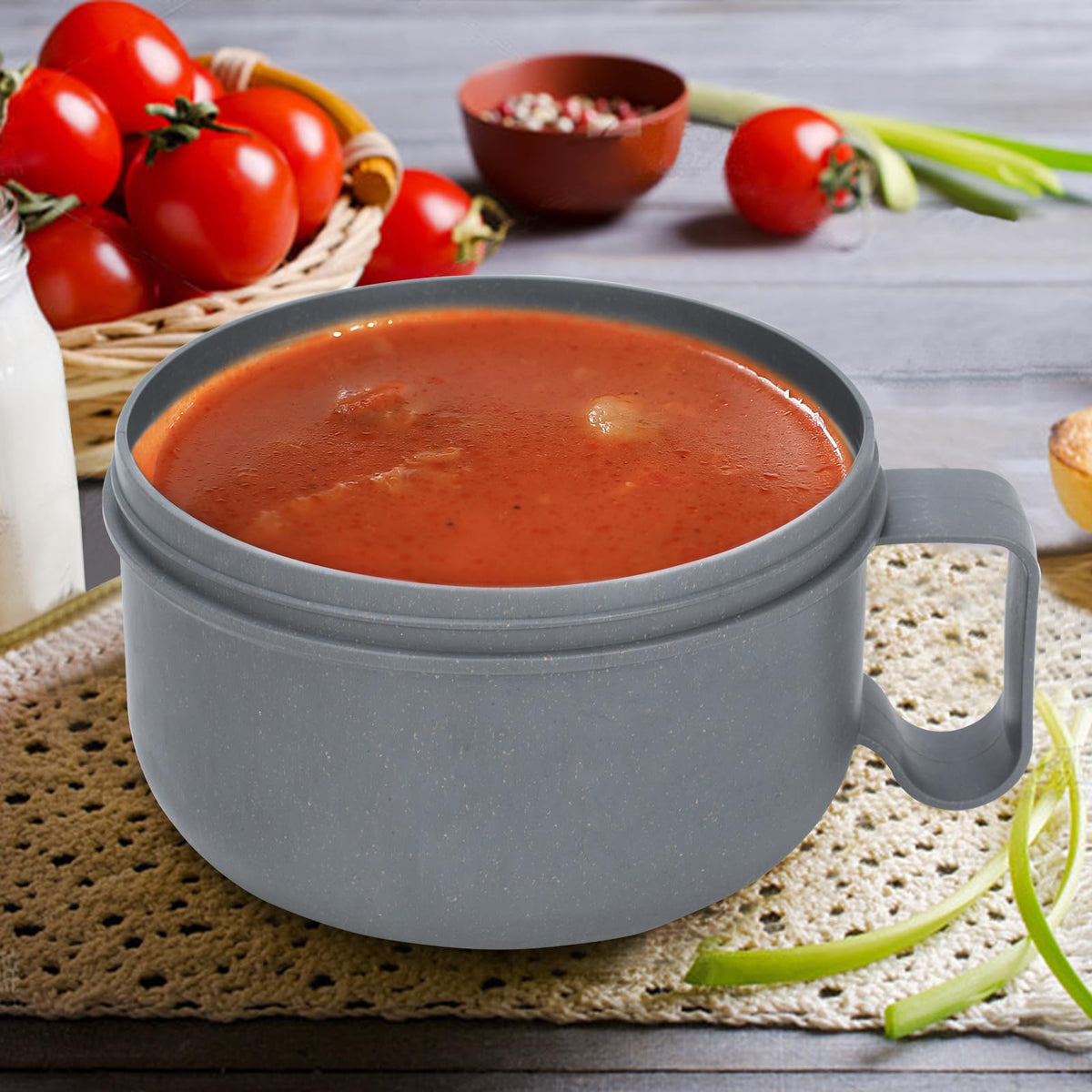 Ronanemon bowl suits picnics and camping for convenient meals.
