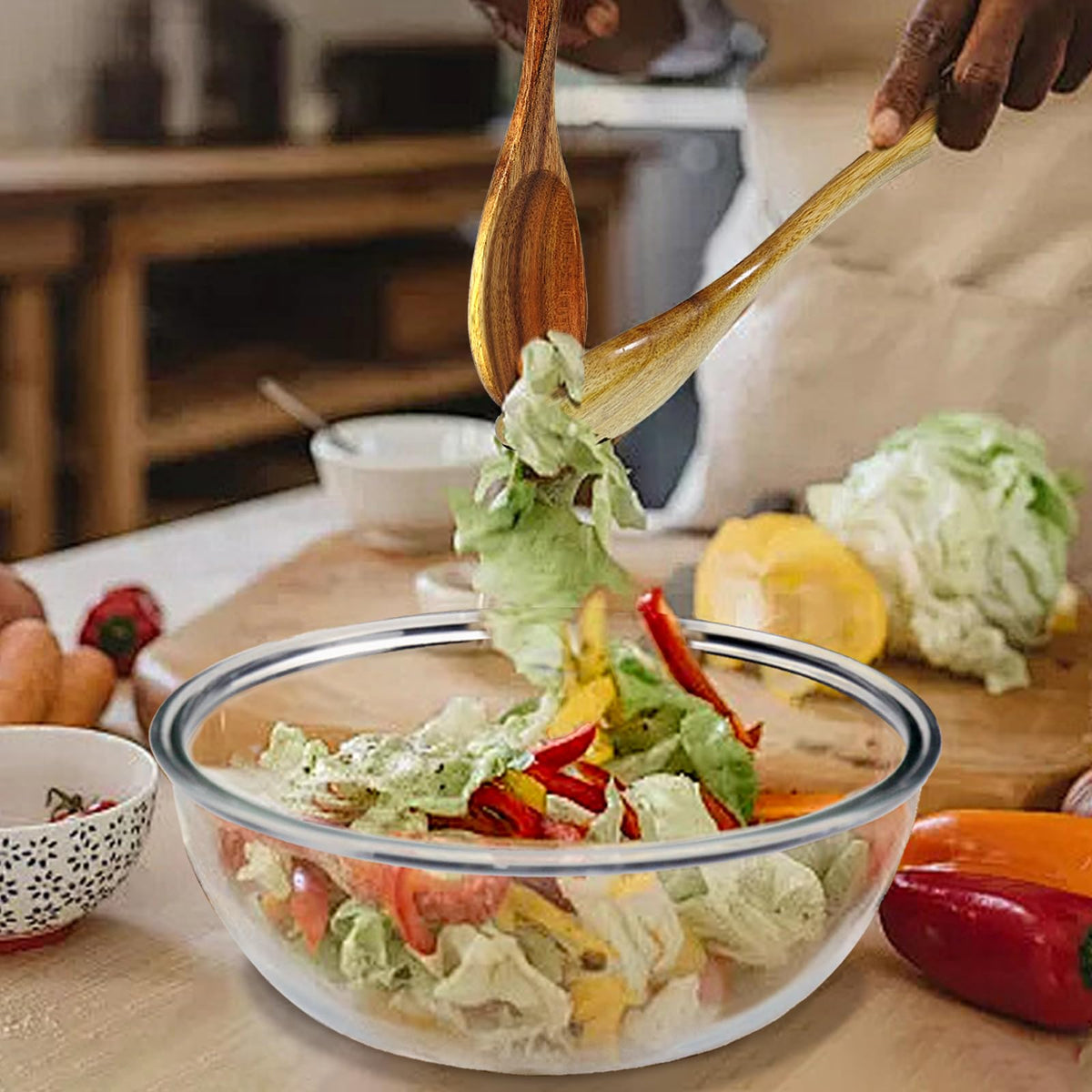 Ronanemon dishwasher-safe glass bowl cleans easily after use.
